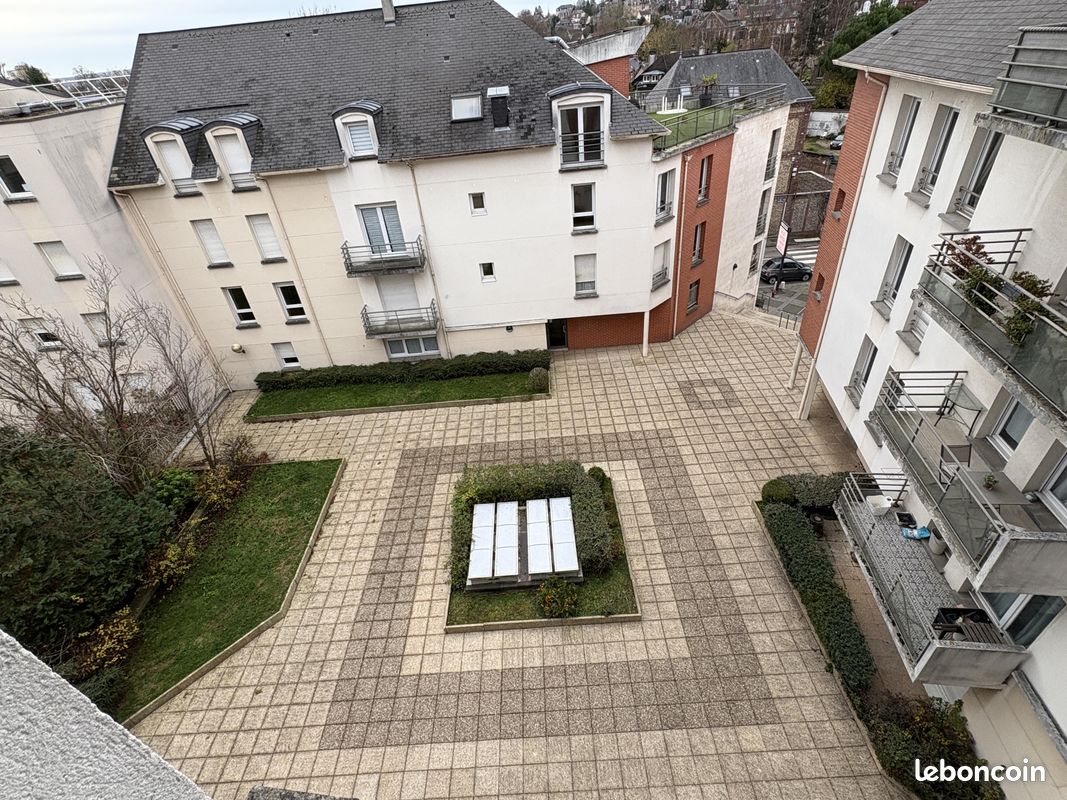 Parking 1 pièce 25 m² · à Bois-Guillaume · 25 m² · 95 000 €
