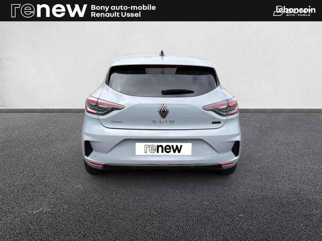 Renault Clio V E-Tech full hybrid 145 ch GSR2 Techno (image 5)