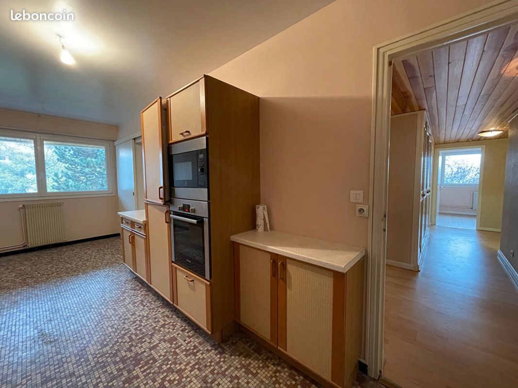 Appartement a louer vandoeuvre-les-nancy - 4 pièce(s) - 98 m2 - Surfyn