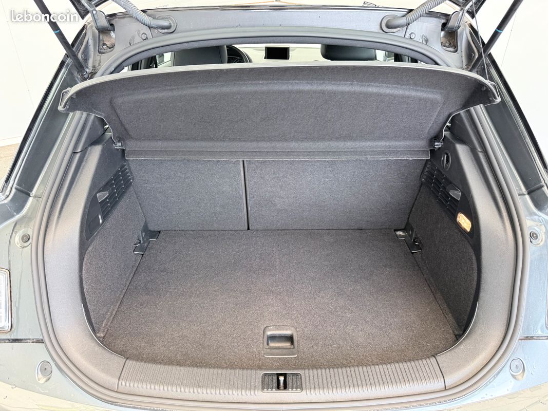 Audi A1 sportback 1.6 tdi 105 ambition 06/2012 84.420 kms Première main (image 9)