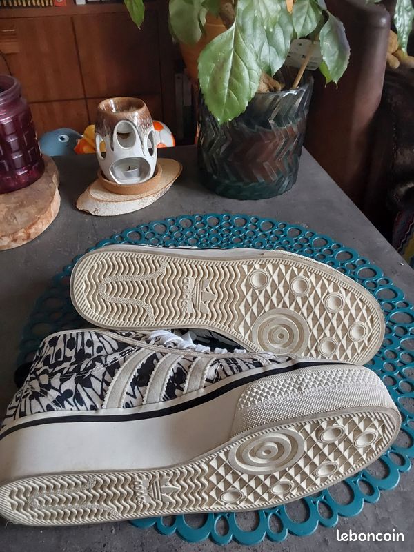 Adidas nizza plateform taille 40 35 euros (image 7)