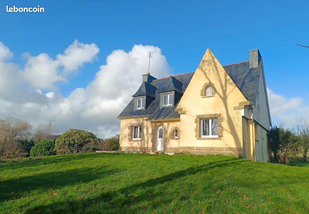 Maison 7 pièces 152 m² · à Châteauneuf-du-Faou · 152 m² · 216 000 €