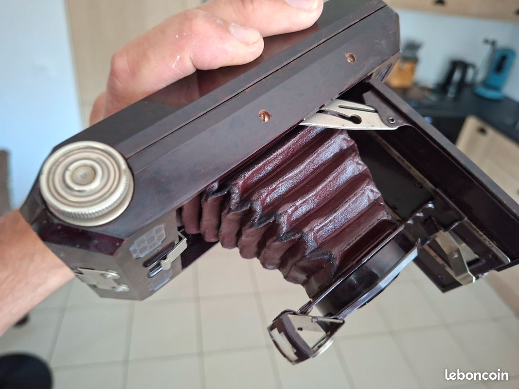 Appareil photo ancien (image 1)