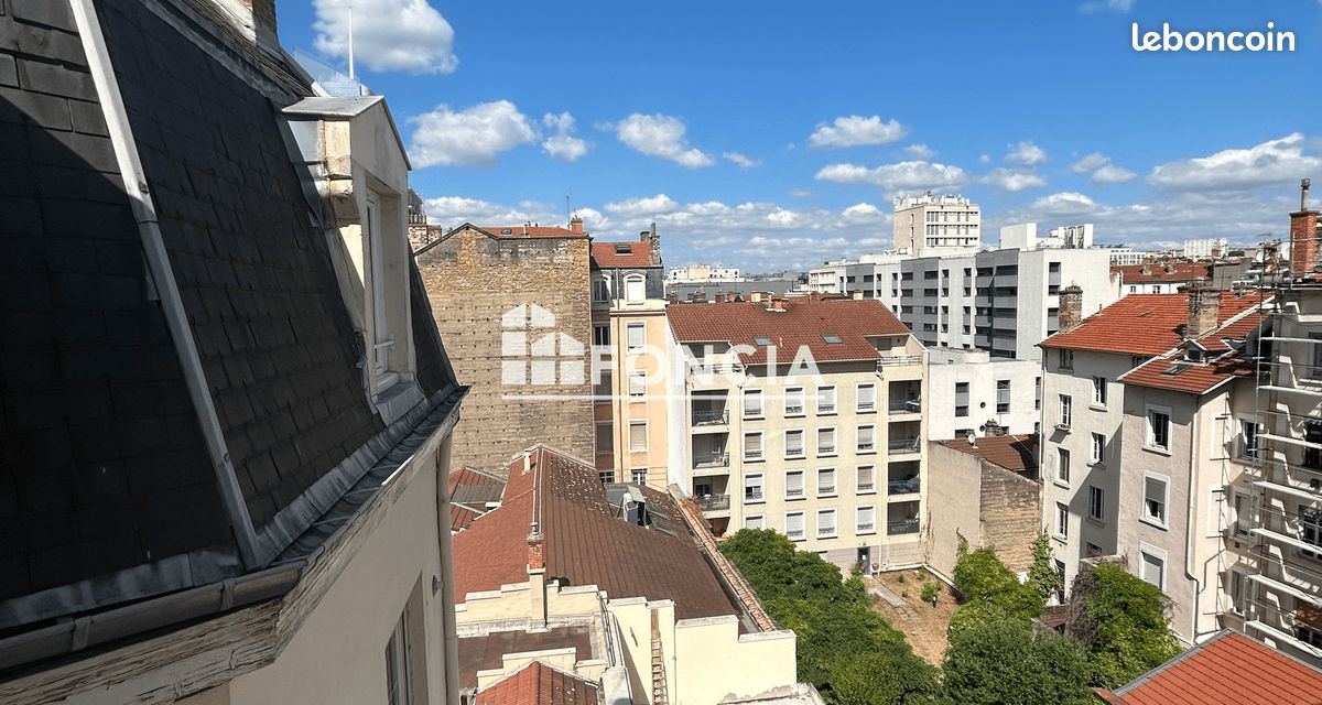 LYON 6 Quartier des Brotteaux, studio au dernier étage (image 2)
