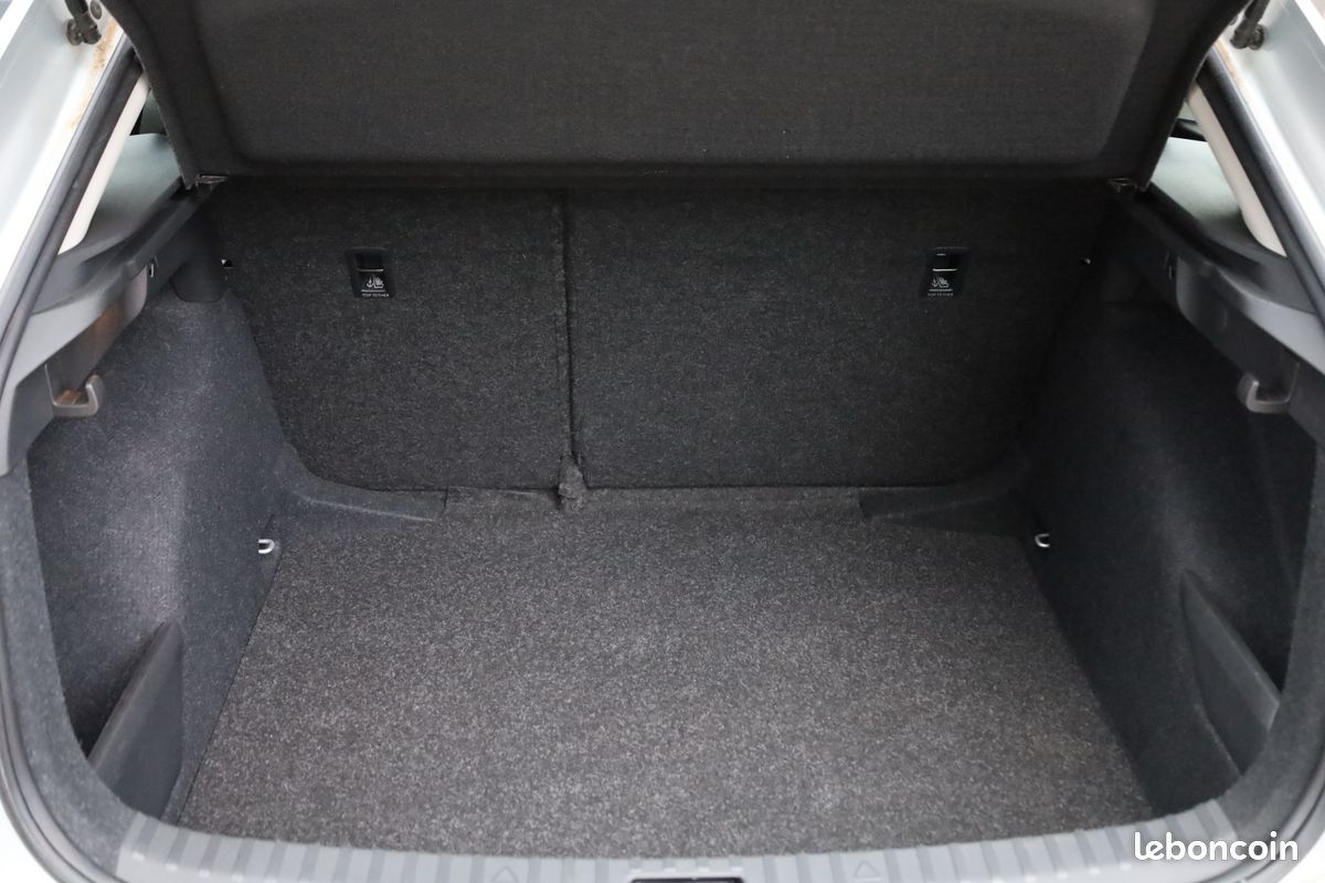 Skoda Scala 1.0 TSI 95 Active BVM6 +Faible kilométrage (image 10)