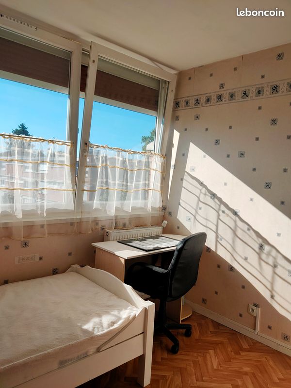 Appartement 2 pièces 14 m² · à Villeneuve-d'Ascq · 14 m² · 390 €