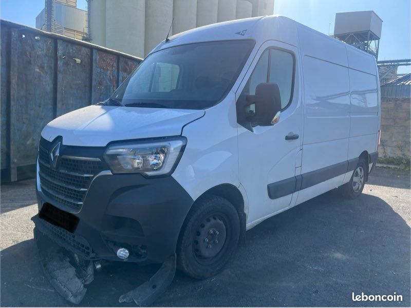 Renault master accidenté (image 5)