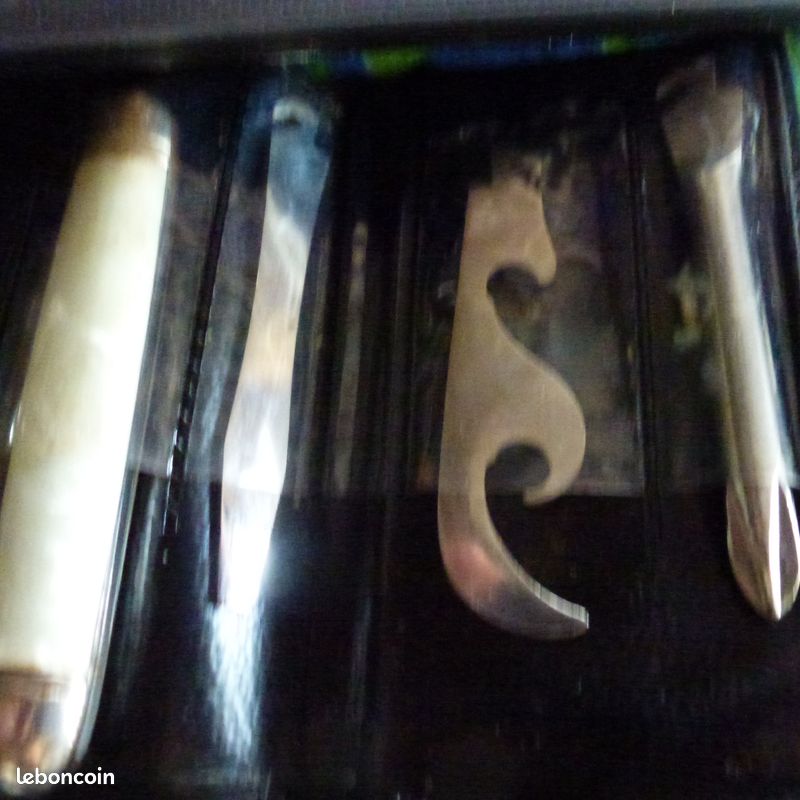Trousse depannage (image 1)
