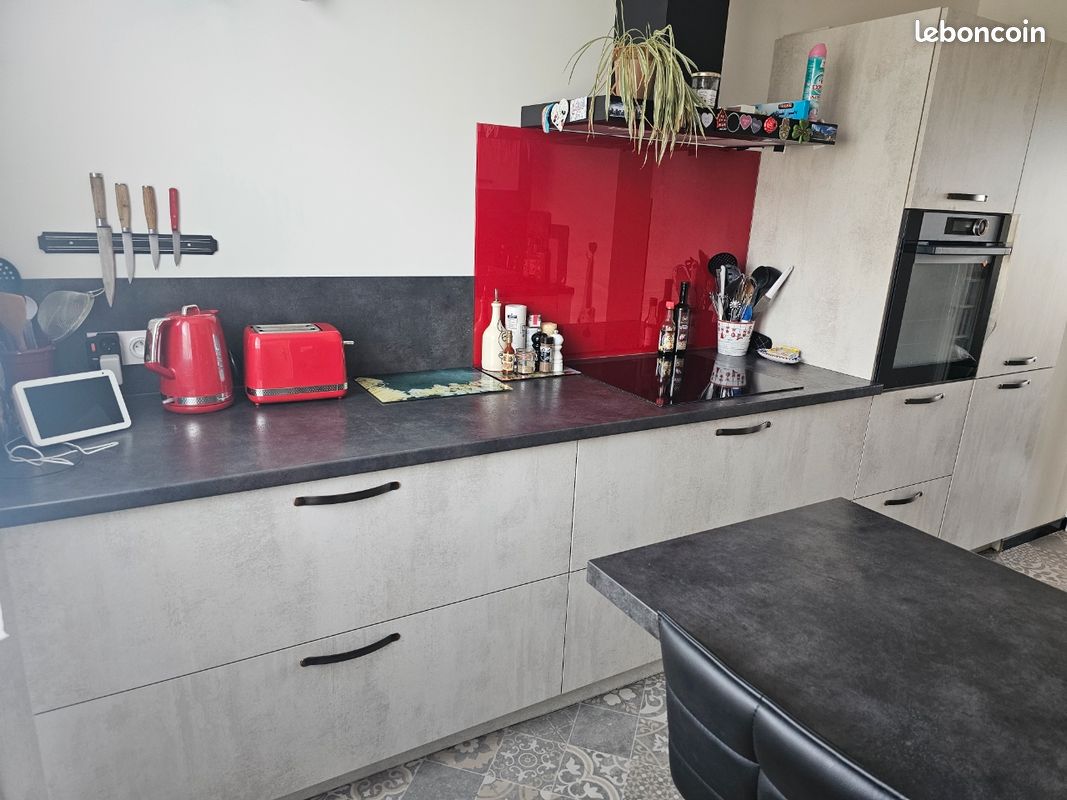 Appartement 3 pièces 64 m² · à Voiron · 64 m² · 165 000 €