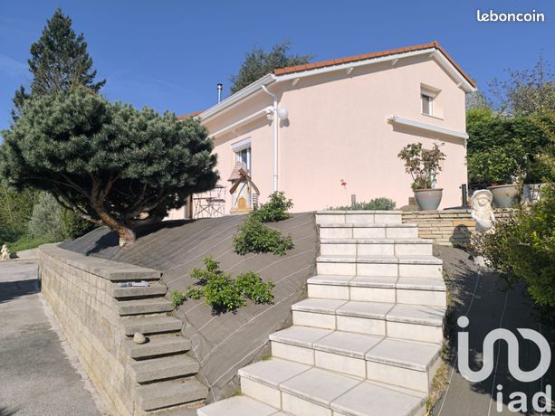 Propriété 5 pièces 110 m²