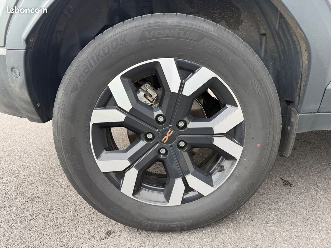 DACIA DUSTER TCe 141cv Hybride 4x2 EDC Extreme - Sièges Volant chauffants / CarPlay / Caméra 360 - (image 9)