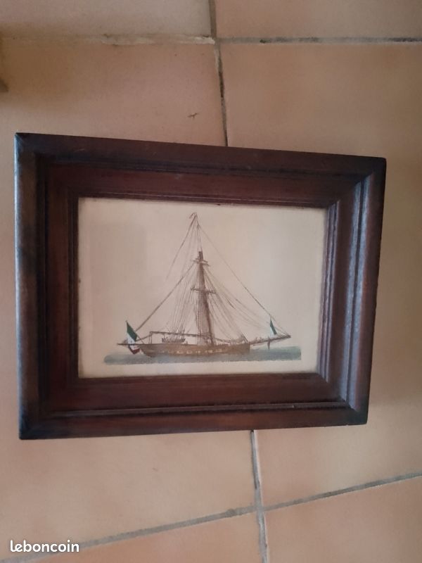 Cadre En Bois 34 X 29 Cm – Œuvre Encadrée Bateau / Voilier (occasion)