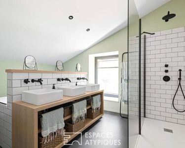 Maison 1 450 000 € - 261 m²