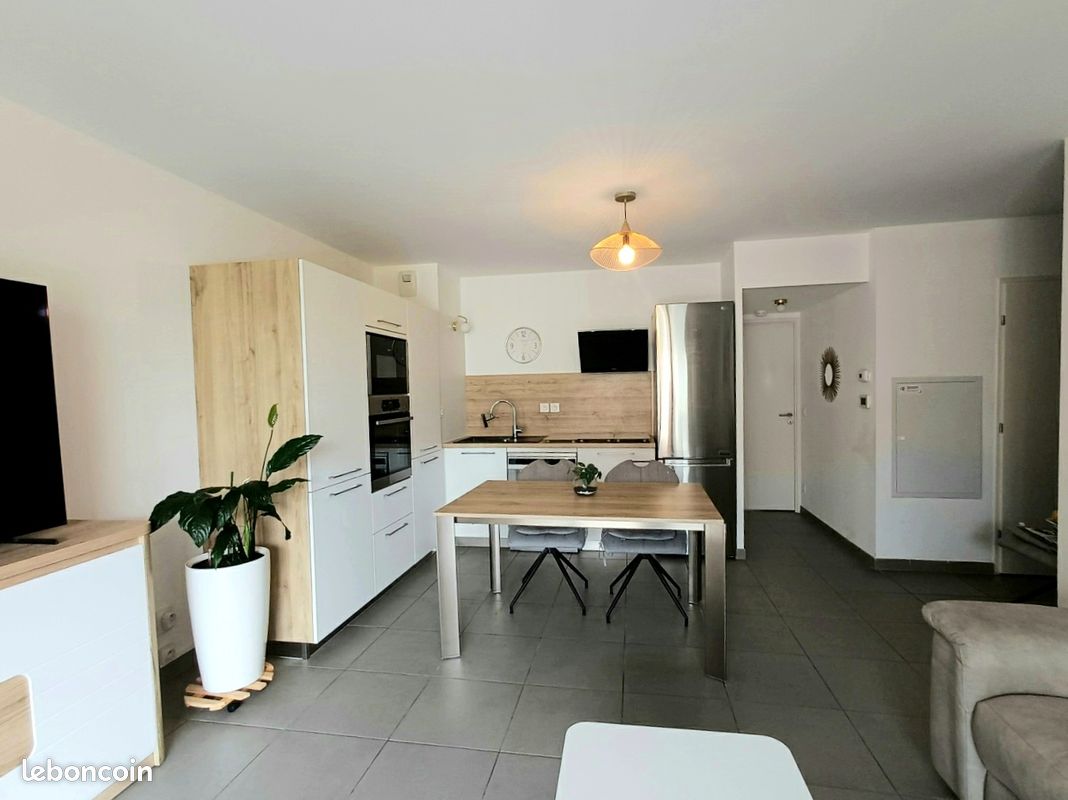 Appartement 3 pièces 62 m² · à Marseille · 61,6 m² · 335 000 €