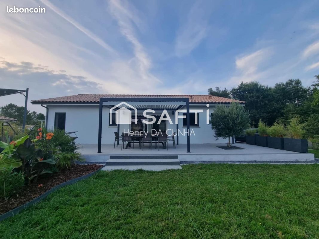 Maison 5 pièces 100 m² · à Sore · 100 m² · 313 000 €