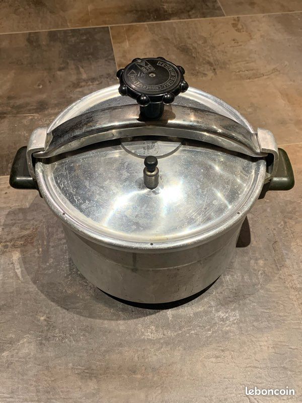 Cocotte-minute SEB Vintage 10L – 1980 – Aluminium France – Avec 3 Paniers – Gris