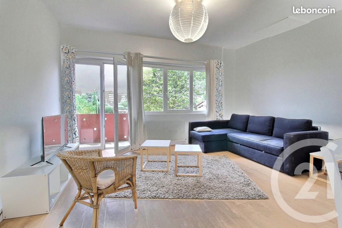 Appartement 4 pièces 67 m² · à Pessac · 67 m² · 590 €