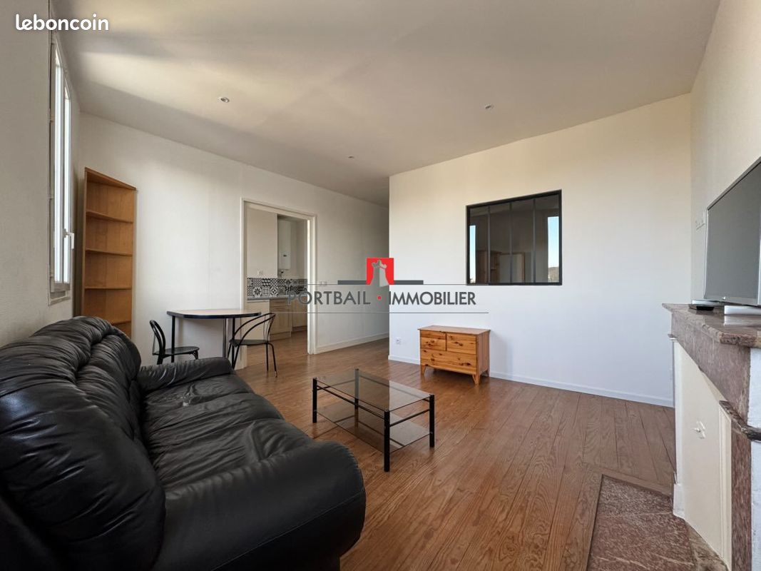 Appartement 2 pièces 43 m² · à Blaye · 43 m² · 500 €