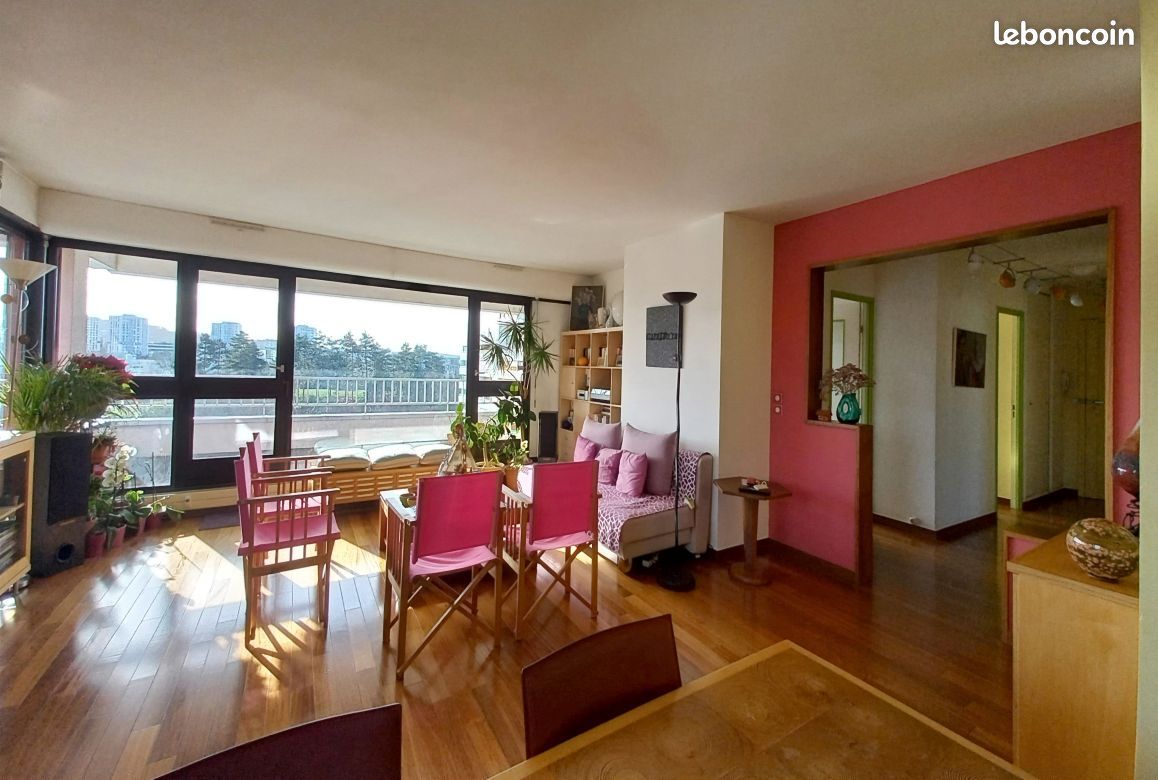 Appartement 5 pièces 135 m² · à Nanterre · 135 m² · 599 000 €