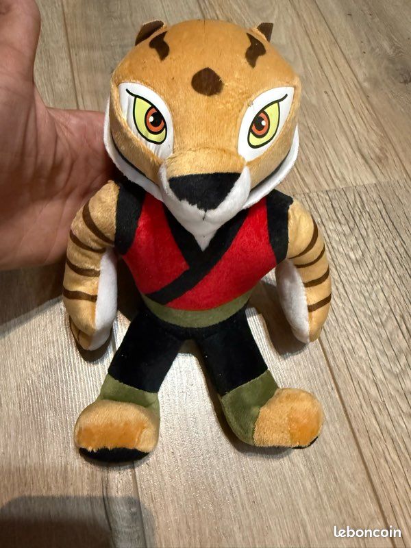 Peluche Tigresse Kung Fu Panda Seri Jakala DREAMWORKS HEROES (image 2)