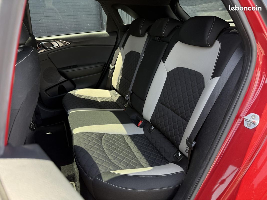KIA CEED GT LINE - 1.4 T-GDI 140 BVA - Origine France / Suivi 100% KIA (image 11)