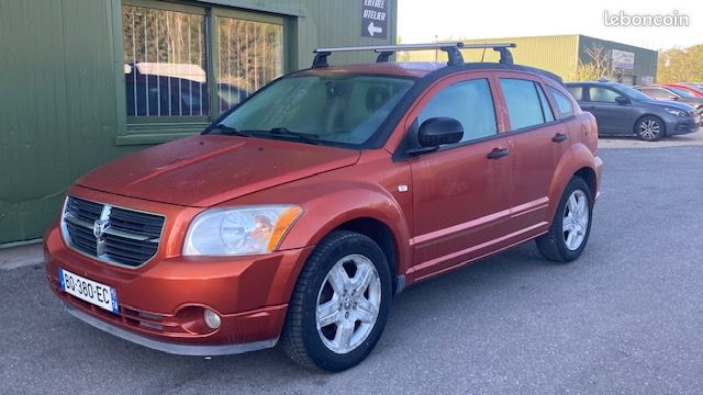 DODGE CALIBER 2.0 CRD 140 6 vitesses , interieur tout cuir, régulateur de vitesse, jantes alu, climatisation (image 1)