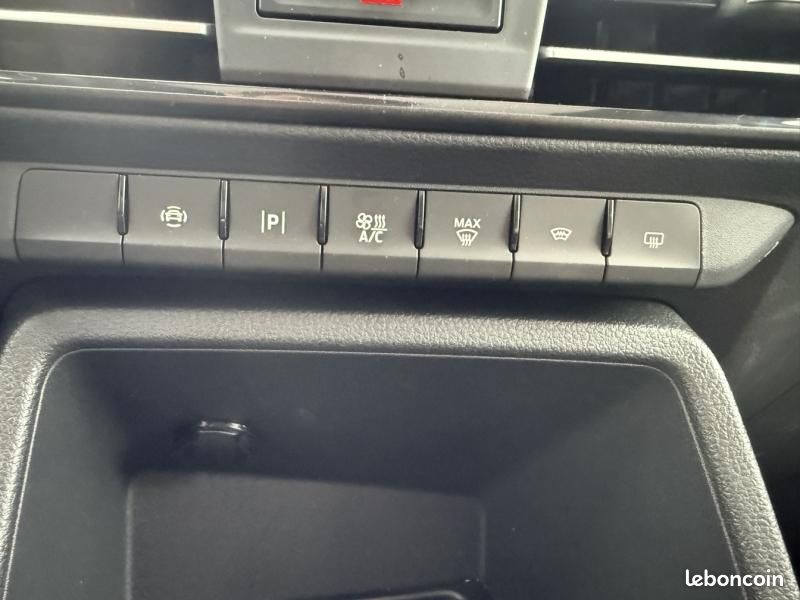 Ford Grd Tourneo Connect 2.0 EcoBlue 122ch Sport (image 12)