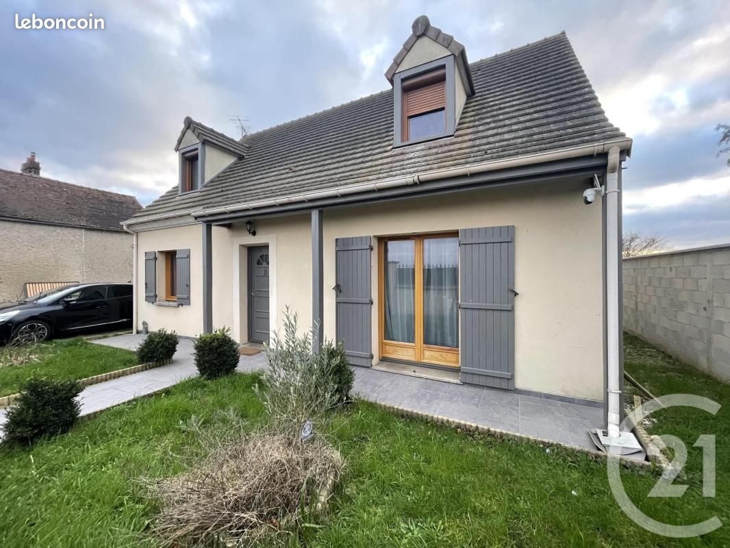 Maison 6 pièces 120 m² · à Thieux · 120 m² · 329 000 €