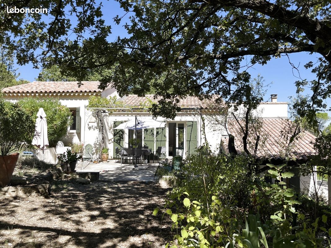 Maison 7 pièces 159 m² · à Carpentras · 159 m² · 450 000 €