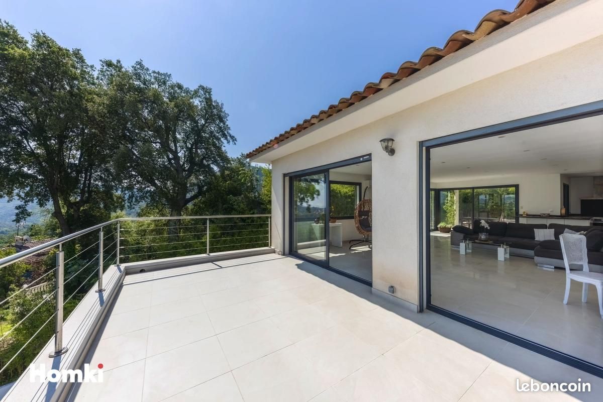 Maison 4 pièces 124 m² · à Les Adrets-de-l'Estérel · 124 m² · 845 000 €