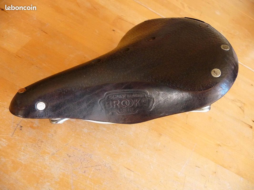 Troc Echange Ancienne selle de vélo en bon etat sur Troc Echange Ancienne selle de vélo en bon etat sur