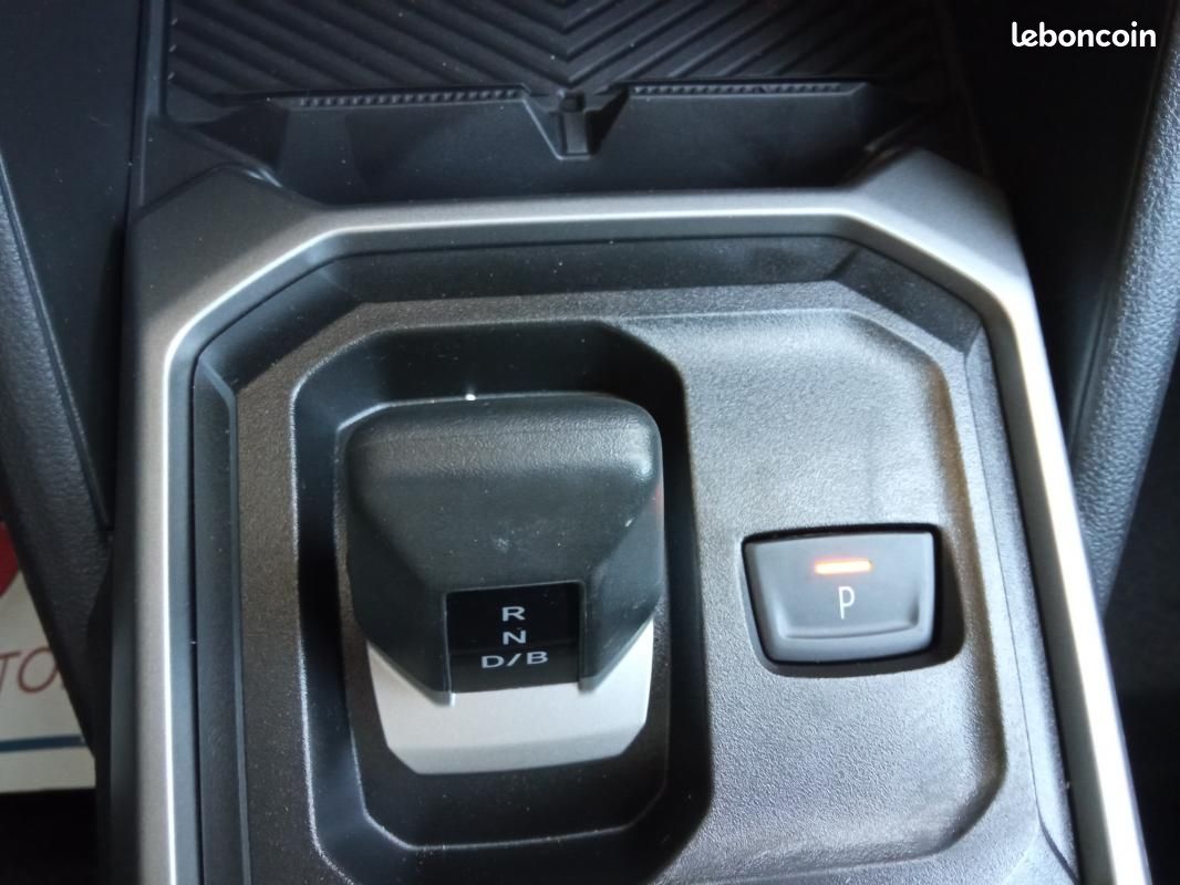 Dacia Duster Hybrid 140 Journey (image 23)