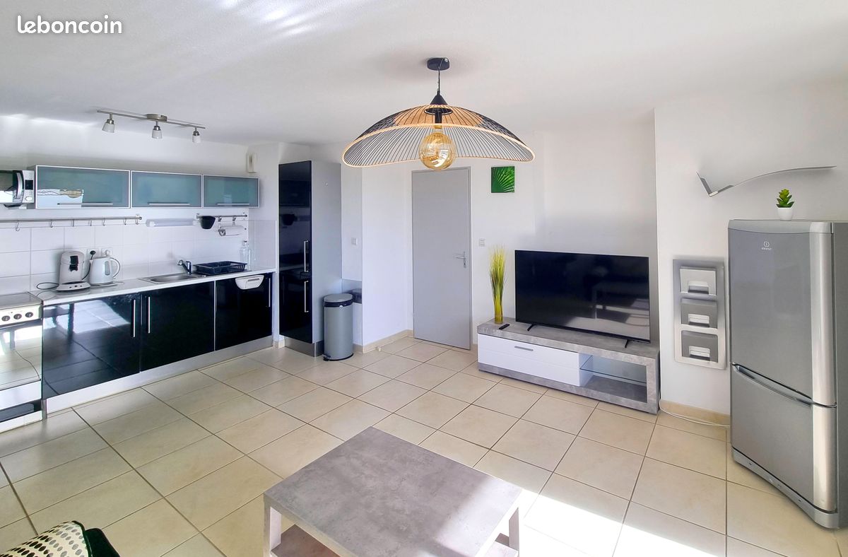 MARSEILLAN-VILLE – 50 m² + terrasse 12 m² + 2 parkings – Dernier étage (image 5)