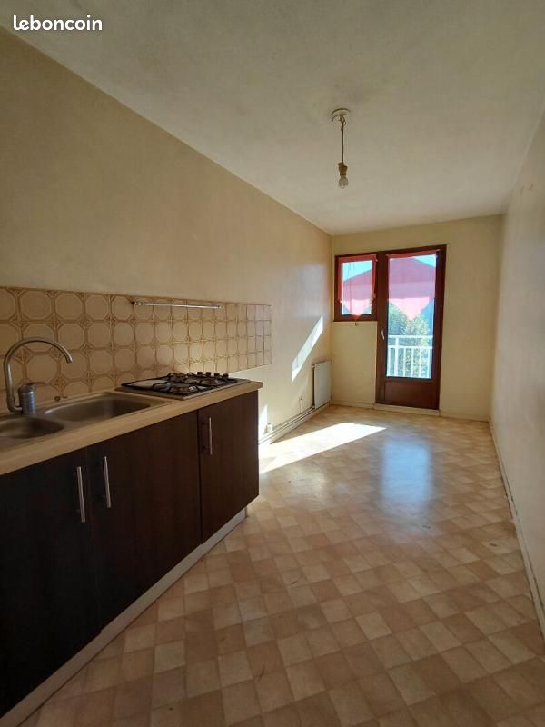 Appartement 3 pièces 72 m² · à Orthez · 72 m² · 109 000 €