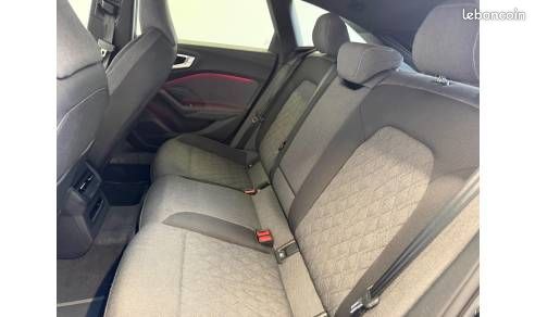AUDI A5 Avant TDI Hybride 204 ch S tronic 7 S line (image 8)