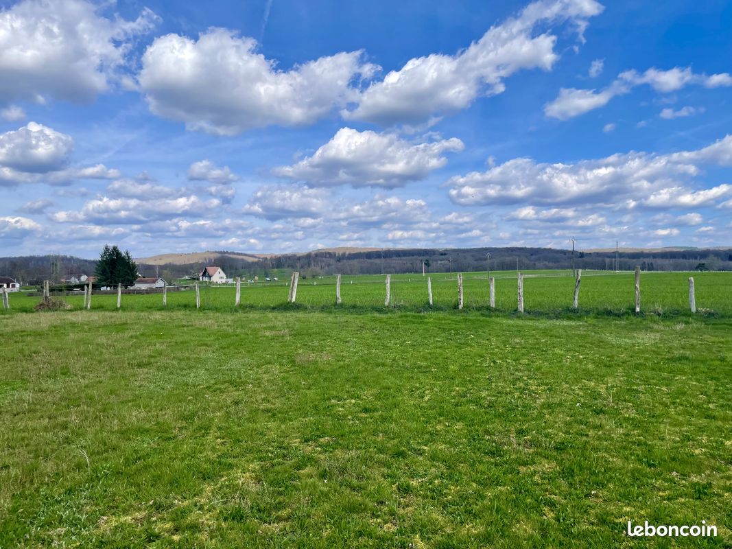 Terrain 1500 m² · à Lantenot · 1 500 m² · 38 000 €