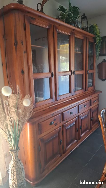 Buffet Vaisselier En Pin Massif 2 Parties – Très Bon état – 200x150x45 Cm