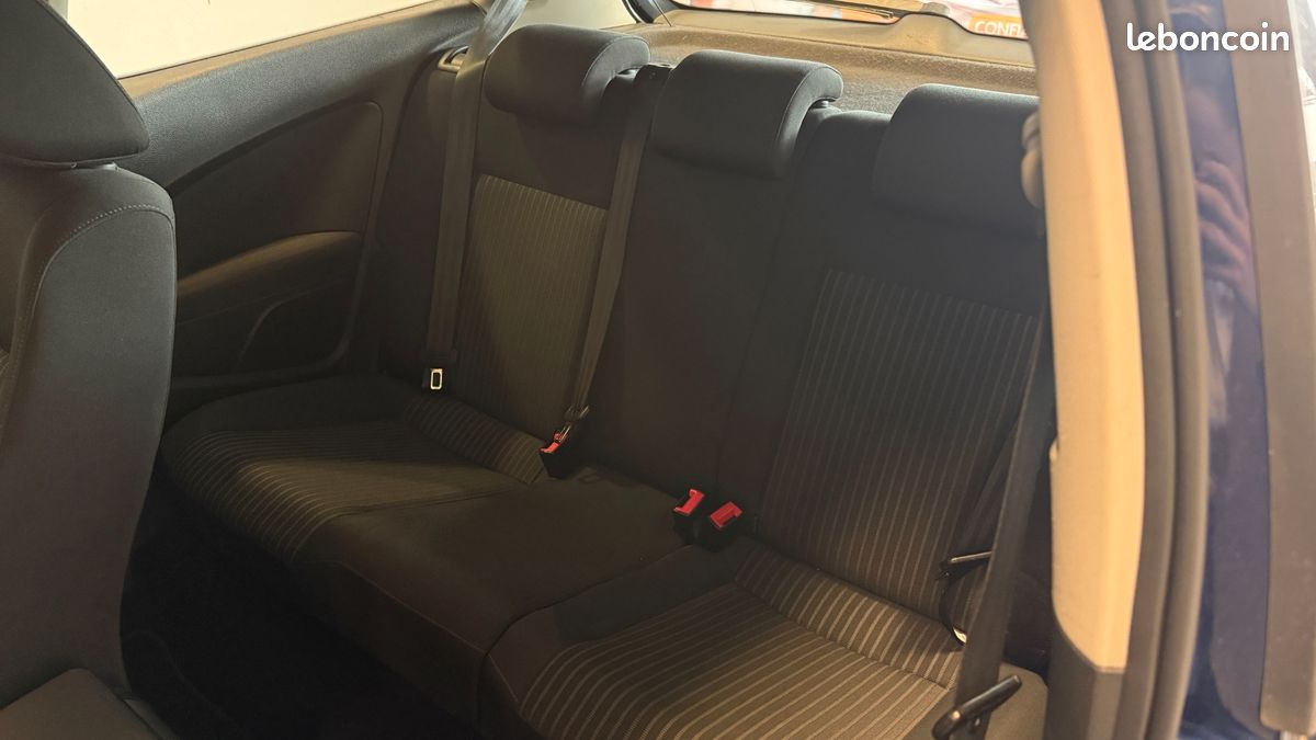 VOLKSWAGEN POLO 1.4 85 SPORT LINe (image 6)
