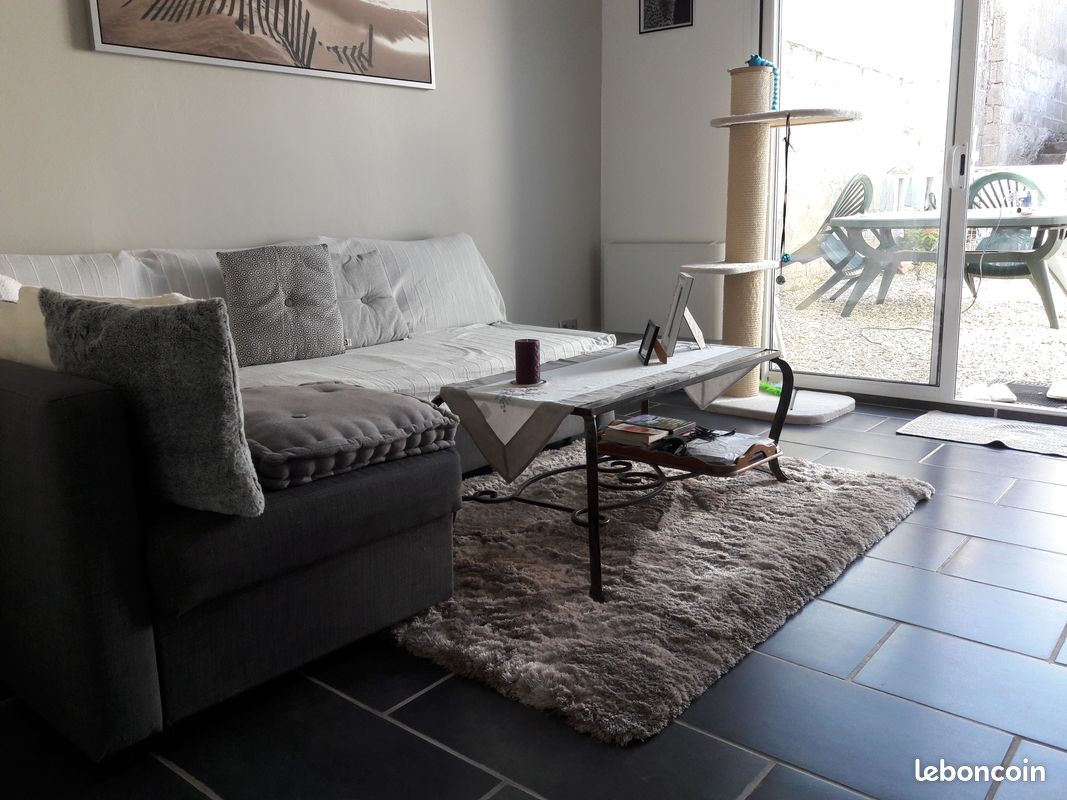 Maison 3 pièces 75 m² · à Montendre · 75 m² · 660 €