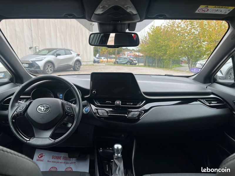 Toyota C-HR 1.8 HYBRIDE 122 DESIGN ULTIMATE MY23 (image 13)