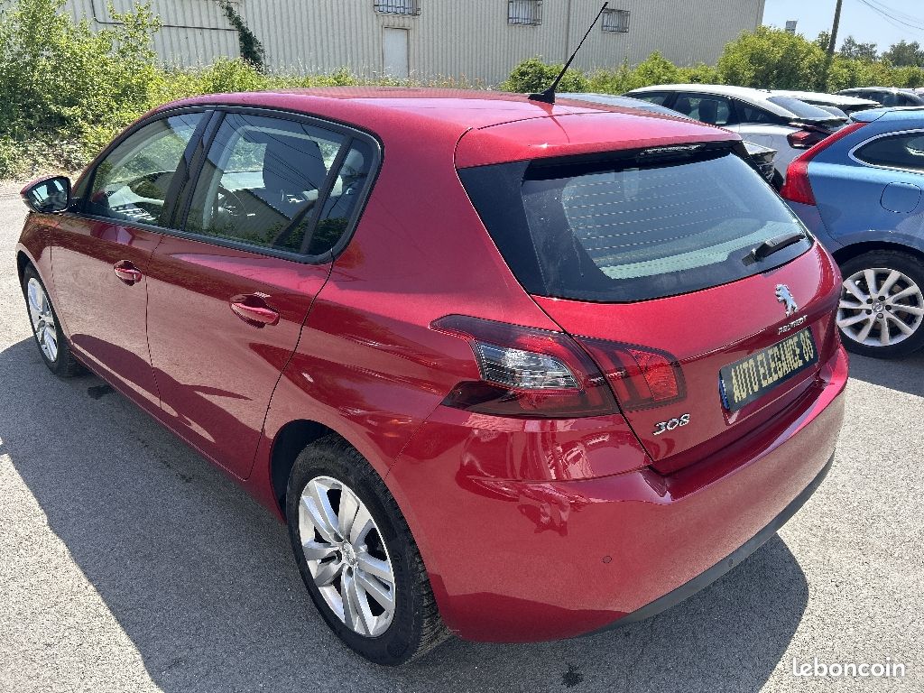 Peugeot 308 BlueHDi 100ch SetS BVM6 Allure (image 4)