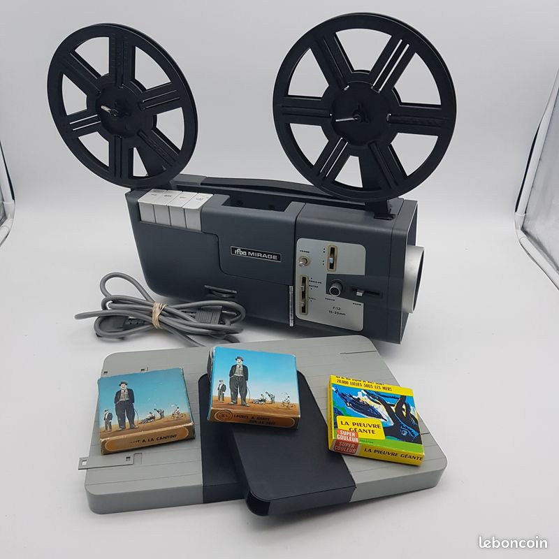 Projecteur Super 8 À VENDRE! - FR