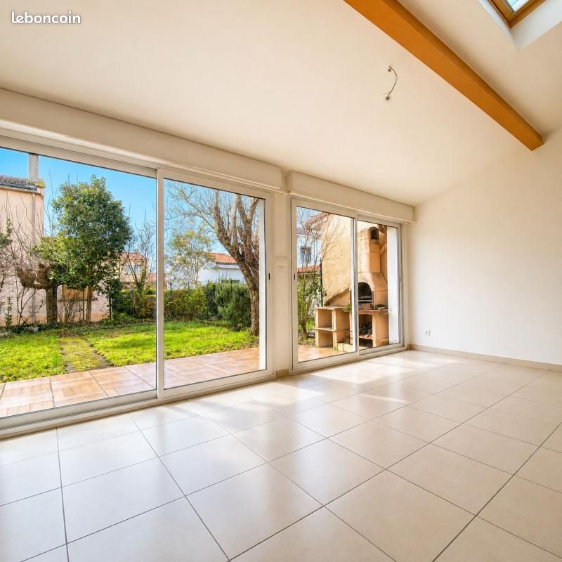 Maison 4 pièces 108 m² · à Saint-Jean · 108 m² · 990 €