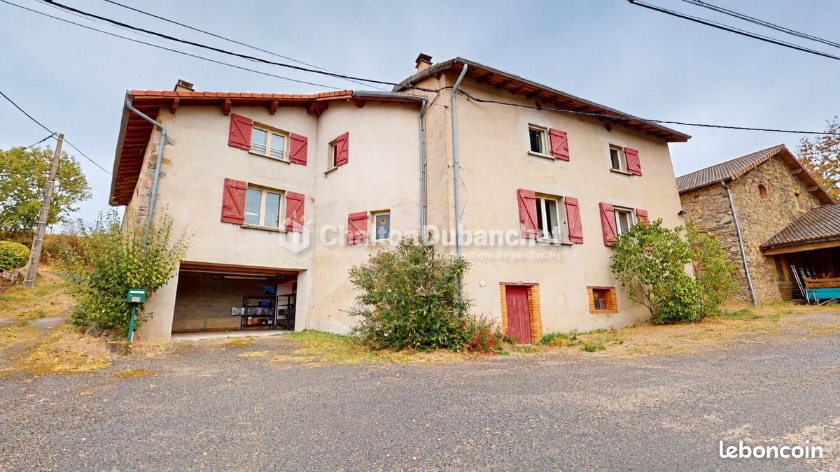 Maison 6 pièces 182 m² · à Ronno · 182 m² · 175 000 €