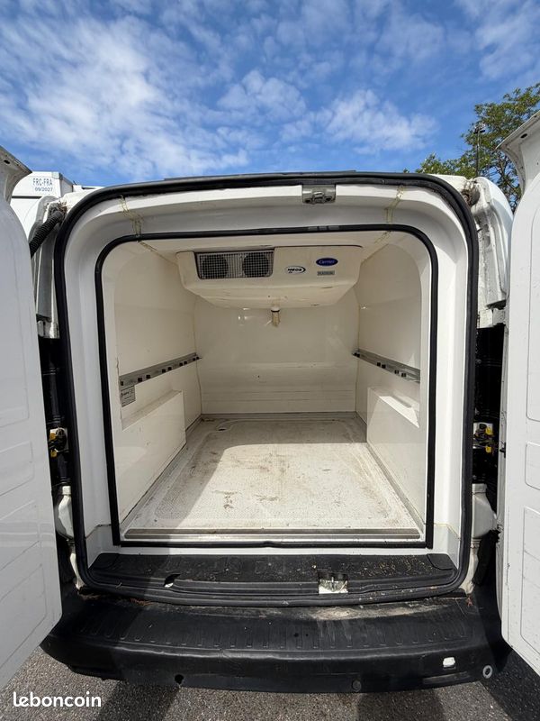 FIAT DOBLO Fourgon Frigorifique (image 5)