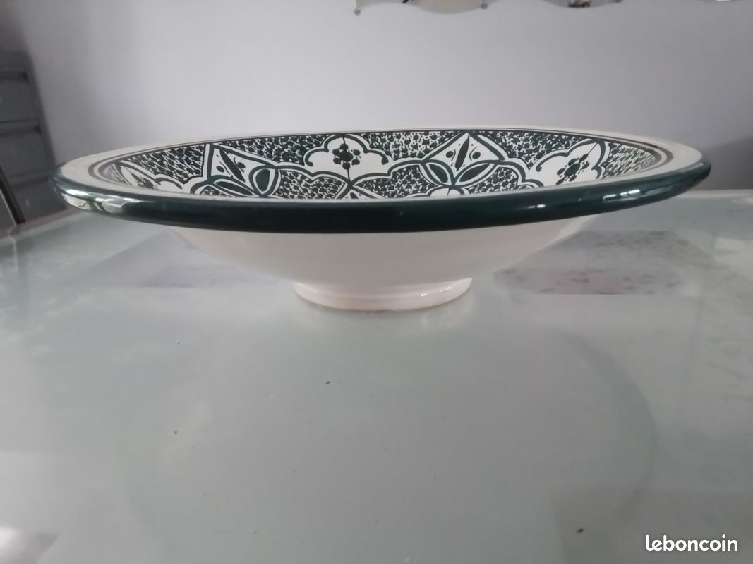 Grand Saladier En Verre Transparent – 28 Cm De Diamètre – Motif Floral – Occasion