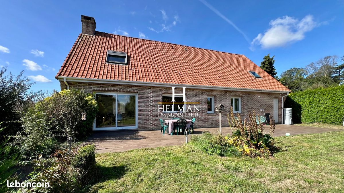 Maison 5 pièces 170 m² · à Moulle · 170 m² · 349 500 €