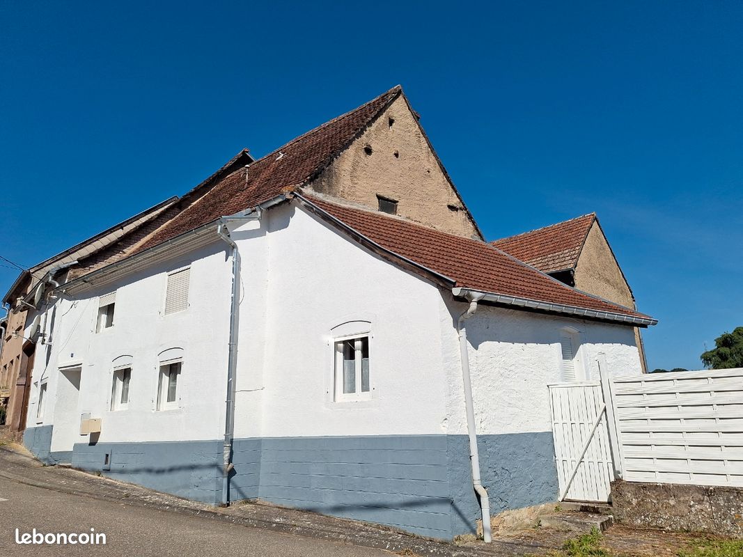 Maison 6 pièces 130 m² · à Voellerdingen · 130 m² · 45 000 €