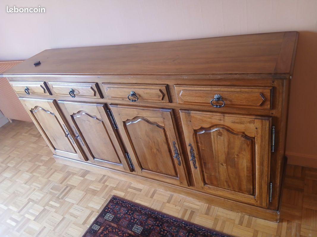 Un meuble de salon (image 2)