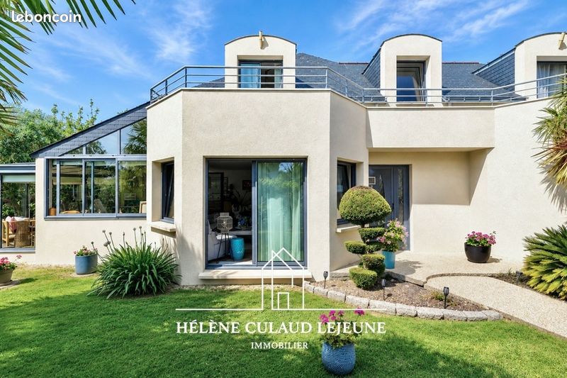Maison 6 pièces 157 m² · à Saint-Avé · 157 m² · 624 000 €